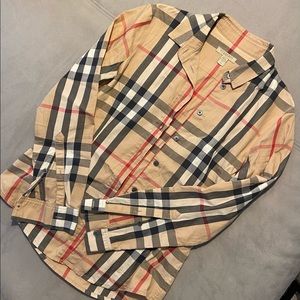 Burberry shirt size xs
